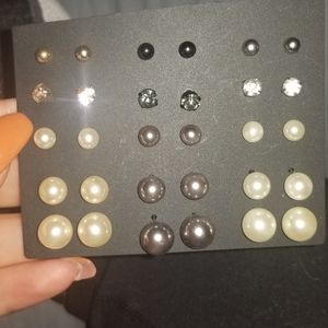 15 pairs of earrings